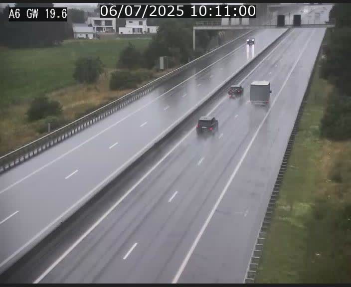 Traffic live webcam Luxembourg - Steinfort - A6 - BK 19.6 - direction Belgique