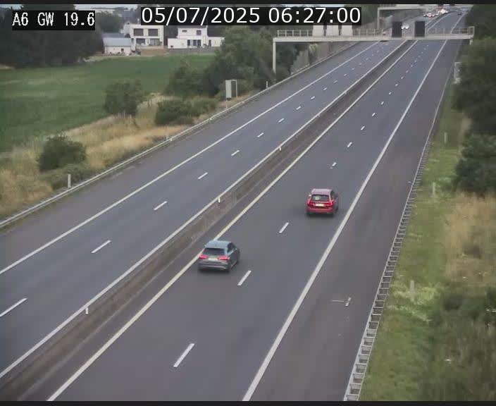 Traffic live webcam Luxembourg - Steinfort - A6 - BK 19.6 - direction Belgique