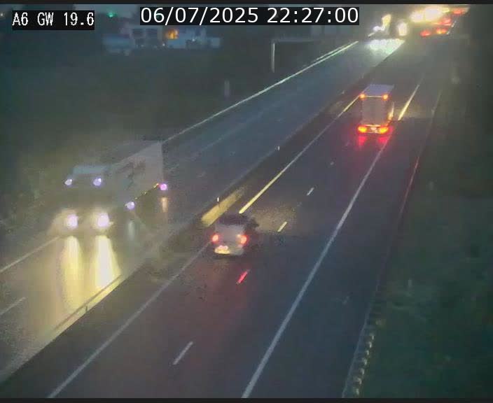 Traffic live webcam Luxembourg - Steinfort - A6 - BK 19.6 - direction Belgique