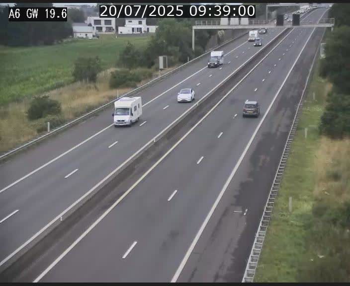 Traffic live webcam Luxembourg - Steinfort - A6 - BK 19.6 - direction Belgique