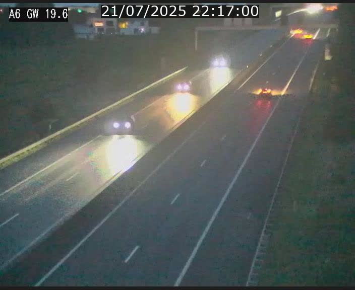 Traffic live webcam Luxembourg - Steinfort - A6 - BK 19.6 - direction Belgique