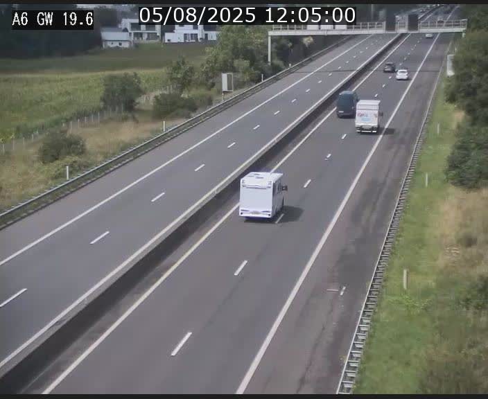 Traffic live webcam Luxembourg - Steinfort - A6 - BK 19.6 - direction Belgique