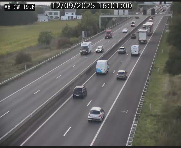 Traffic live webcam Luxembourg - Steinfort - A6 - BK 19.6 - direction Belgique