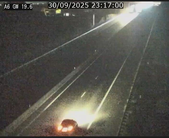 Traffic live webcam Luxembourg - Steinfort - A6 - BK 19.6 - direction Belgique
