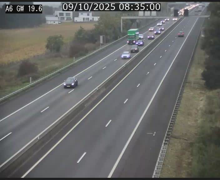 Traffic live webcam Luxembourg - Steinfort - A6 - BK 19.6 - direction Belgique