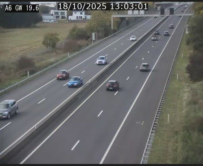 Traffic live webcam Luxembourg - Steinfort - A6 - BK 19.6 - direction Belgique