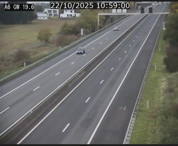 Traffic live webcam Luxembourg - Steinfort - A6 - BK 19.6 - direction Belgique