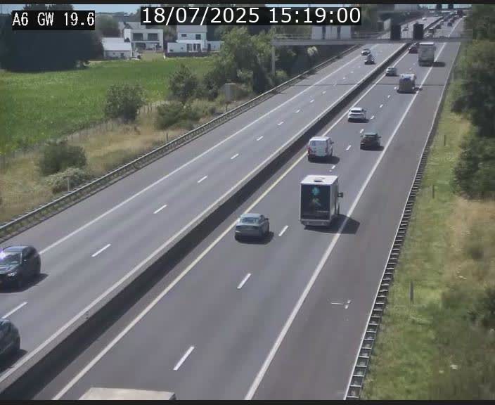 <h2>Traffic live webcam Luxembourg - Steinfort - A6 - BK 19.6 - direction Belgique</h2>