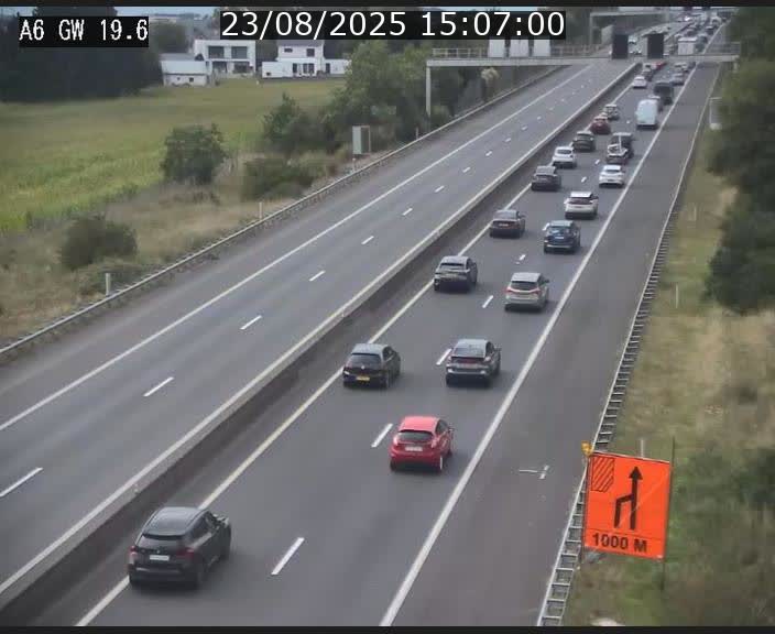 <h2>Traffic live webcam Luxembourg - Steinfort - A6 - BK 19.6 - direction Belgique</h2>