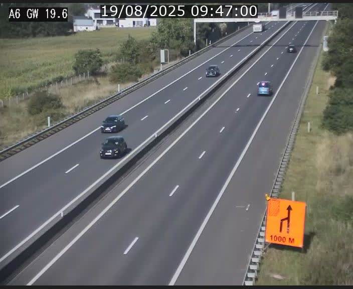 <h2>Traffic live webcam Luxembourg - Steinfort - A6 - BK 19.6 - direction Belgique</h2>