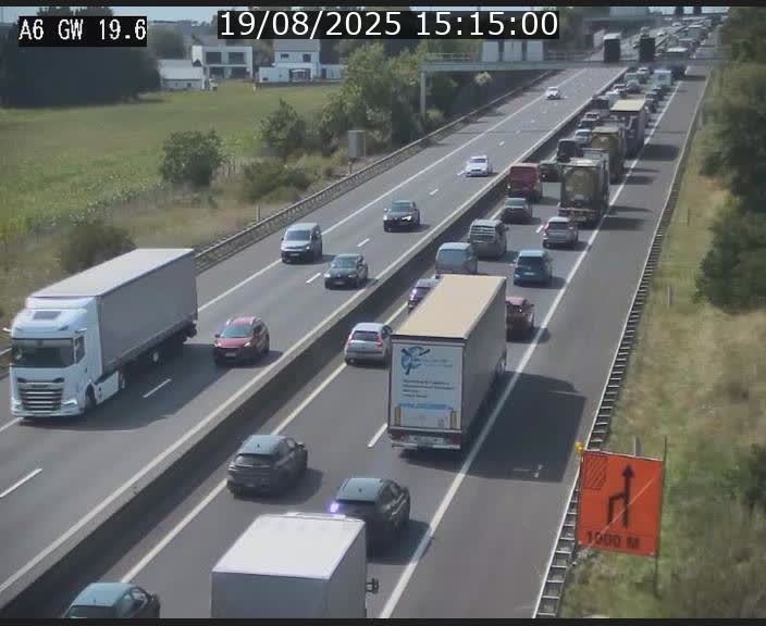 <h2>Traffic live webcam Luxembourg - Steinfort - A6 - BK 19.6 - direction Belgique</h2>
