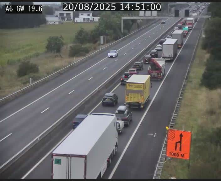 <h2>Traffic live webcam Luxembourg - Steinfort - A6 - BK 19.6 - direction Belgique</h2>