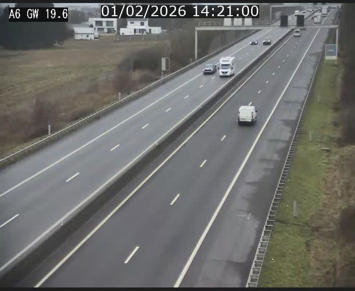 <h2>Traffic live webcam Luxembourg - Steinfort - A6 - BK 19.6 - direction Belgique</h2>