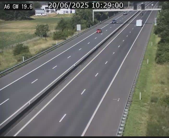 <h2>Traffic live webcam Luxembourg - Steinfort - A6 - BK 19.6 - direction Belgique</h2>