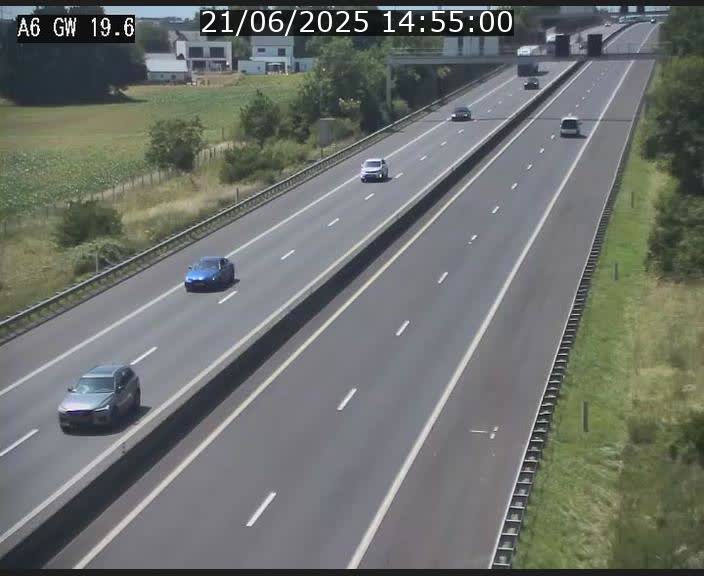 <h2>Traffic live webcam Luxembourg - Steinfort - A6 - BK 19.6 - direction Belgique</h2>
