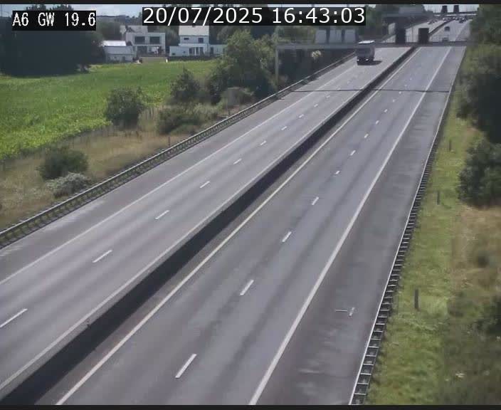 <h2>Traffic live webcam Luxembourg - Steinfort - A6 - BK 19.6 - direction Belgique</h2>