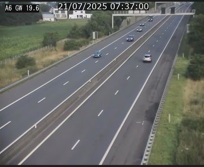 Traffic live webcam Luxembourg - Steinfort - A6 - BK 19.6 - direction Belgique