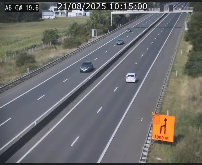 <h2>Traffic live webcam Luxembourg - Steinfort - A6 - BK 19.6 - direction Belgique</h2>