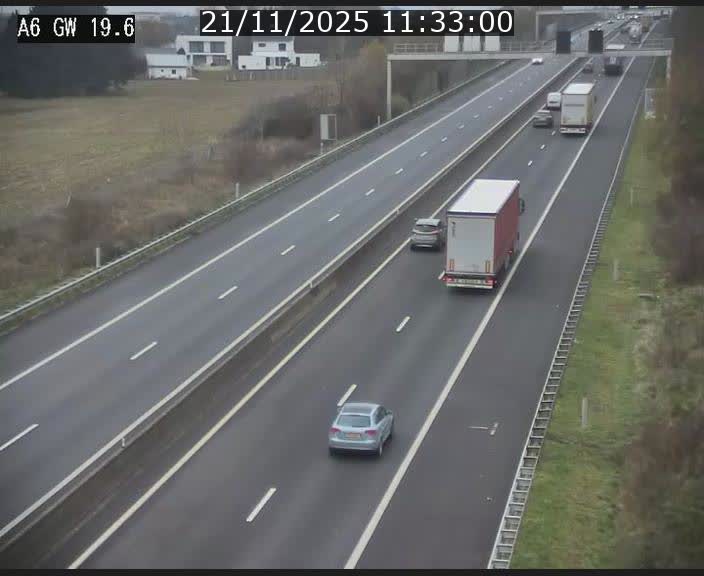 <h2>Traffic live webcam Luxembourg - Steinfort - A6 - BK 19.6 - direction Belgique</h2>