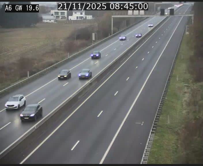<h2>Traffic live webcam Luxembourg - Steinfort - A6 - BK 19.6 - direction Belgique</h2>