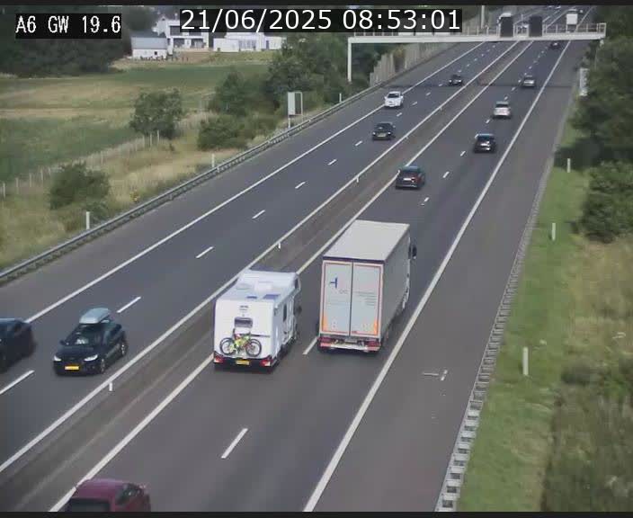 <h2>Traffic live webcam Luxembourg - Steinfort - A6 - BK 19.6 - direction Belgique</h2>