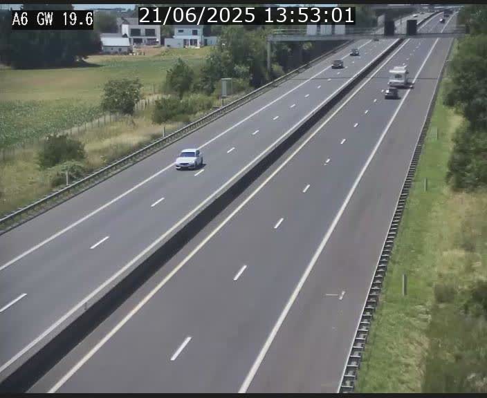 <h2>Traffic live webcam Luxembourg - Steinfort - A6 - BK 19.6 - direction Belgique</h2>