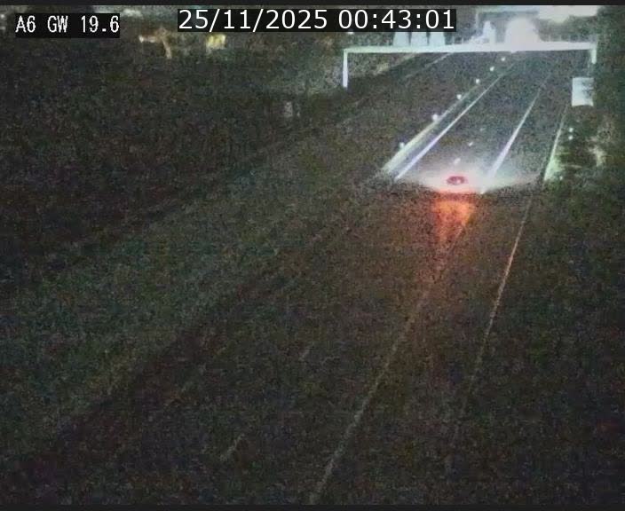 Traffic live webcam Luxembourg - Steinfort - A6 - BK 19.6 - direction Belgique