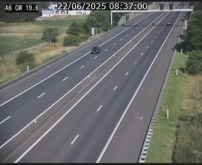 <h2>Traffic live webcam Luxembourg - Steinfort - A6 - BK 19.6 - direction Belgique</h2>