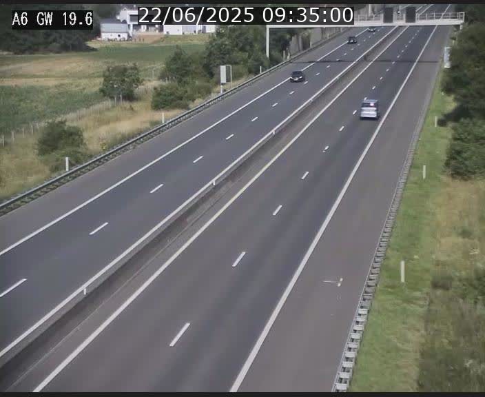 <h2>Traffic live webcam Luxembourg - Steinfort - A6 - BK 19.6 - direction Belgique</h2>