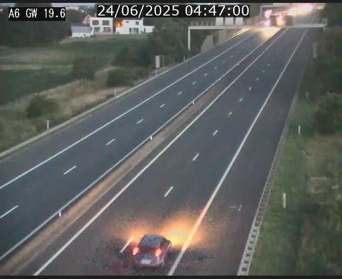 <h2>Traffic live webcam Luxembourg - Steinfort - A6 - BK 19.6 - direction Belgique</h2>