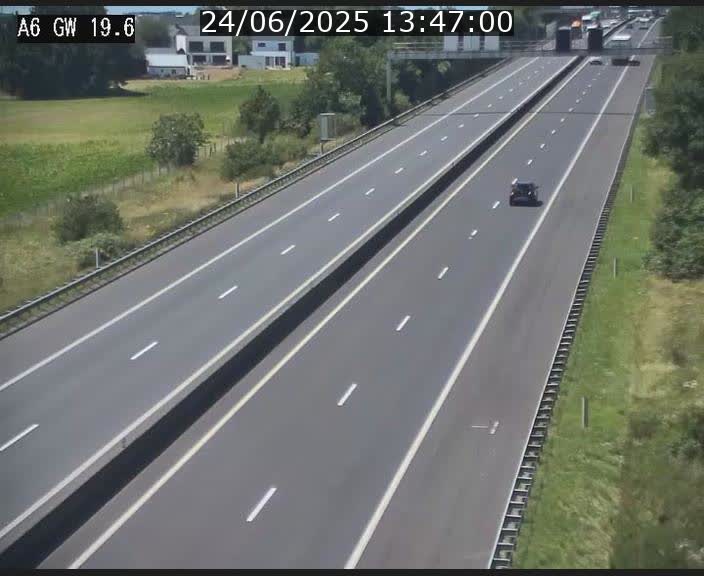<h2>Traffic live webcam Luxembourg - Steinfort - A6 - BK 19.6 - direction Belgique</h2>