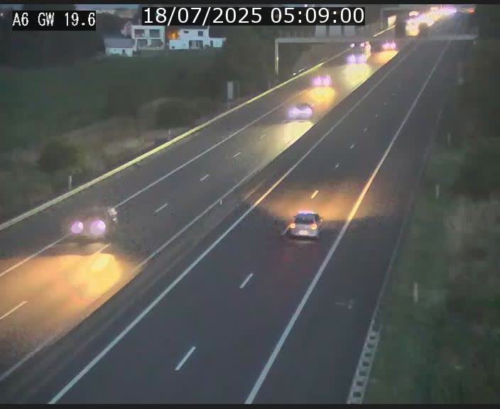 <h2>Traffic live webcam Luxembourg - Steinfort - A6 - BK 19.6 - direction Belgique</h2>