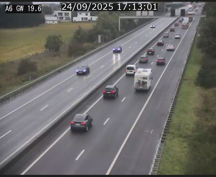 Traffic live webcam Luxembourg - Steinfort - A6 - BK 19.6 - direction Belgique