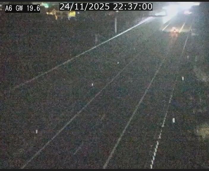 <h2>Traffic live webcam Luxembourg - Steinfort - A6 - BK 19.6 - direction Belgique</h2>