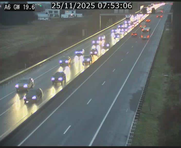 <h2>Traffic live webcam Luxembourg - Steinfort - A6 - BK 19.6 - direction Belgique</h2>