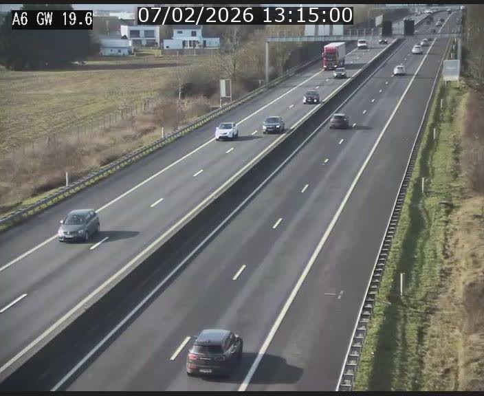 <h2>Traffic live webcam Luxembourg - Steinfort - A6 - BK 19.6 - direction Belgique</h2>
