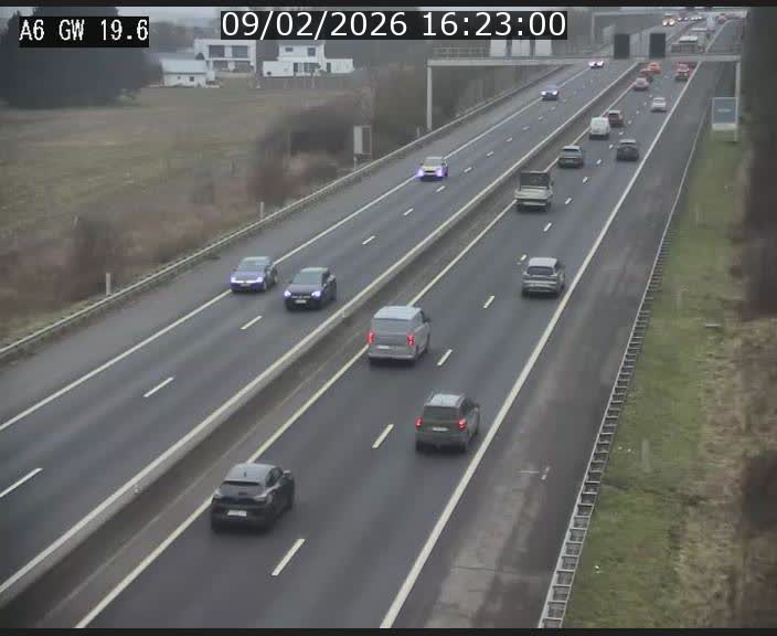 <h2>Traffic live webcam Luxembourg - Steinfort - A6 - BK 19.6 - direction Belgique</h2>