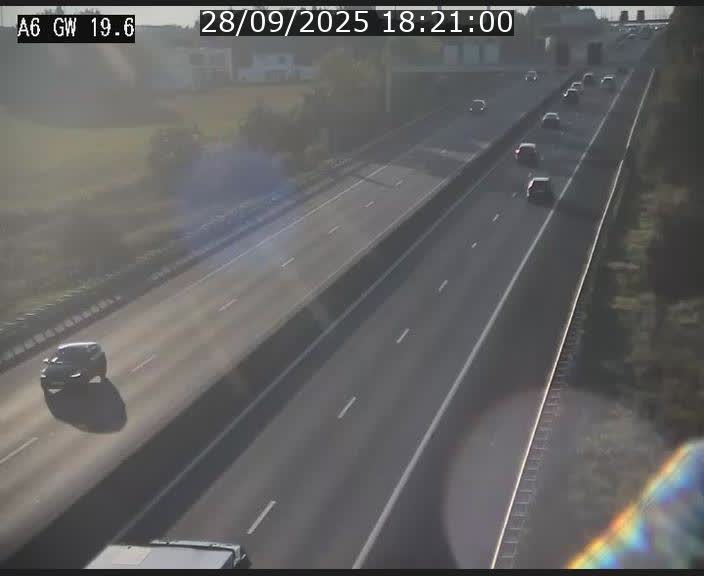 Traffic live webcam Luxembourg - Steinfort - A6 - BK 19.6 - direction Belgique