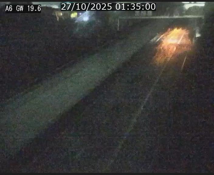 <h2>Traffic live webcam Luxembourg - Steinfort - A6 - BK 19.6 - direction Belgique</h2>