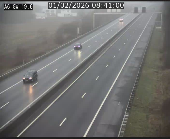 <h2>Traffic live webcam Luxembourg - Steinfort - A6 - BK 19.6 - direction Belgique</h2>