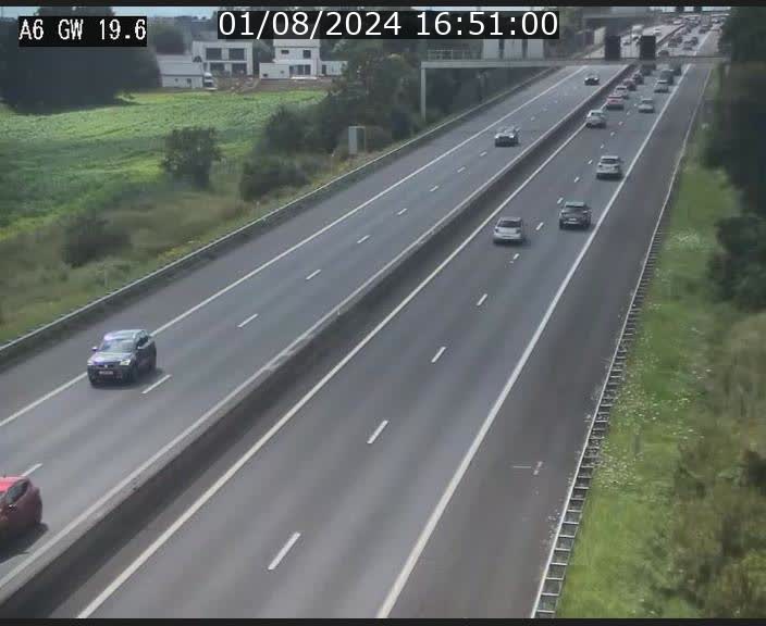 Traffic live webcam Luxembourg - Steinfort - A6 - BK 19.6 - direction Belgique