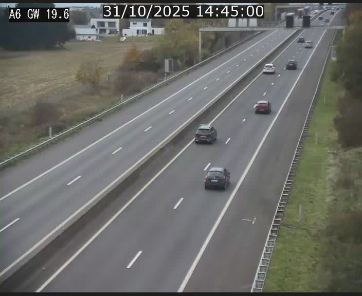 <h2>Traffic live webcam Luxembourg - Steinfort - A6 - BK 19.6 - direction Belgique</h2>