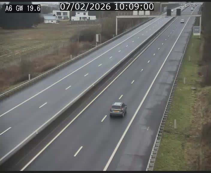<h2>Traffic live webcam Luxembourg - Steinfort - A6 - BK 19.6 - direction Belgique</h2>