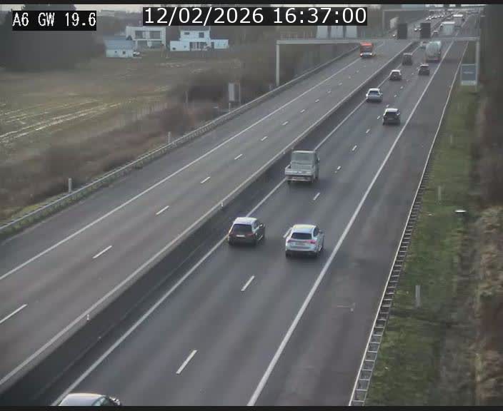 <h2>Traffic live webcam Luxembourg - Steinfort - A6 - BK 19.6 - direction Belgique</h2>