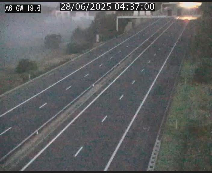 <h2>Traffic live webcam Luxembourg - Steinfort - A6 - BK 19.6 - direction Belgique</h2>