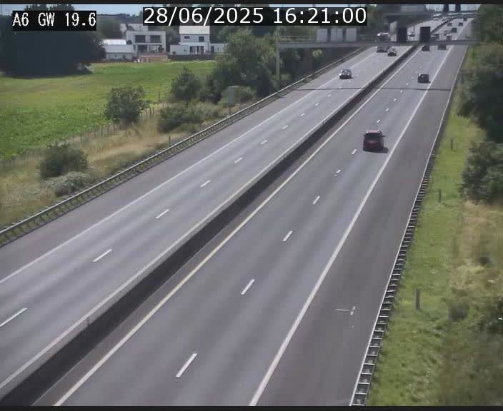 <h2>Traffic live webcam Luxembourg - Steinfort - A6 - BK 19.6 - direction Belgique</h2>