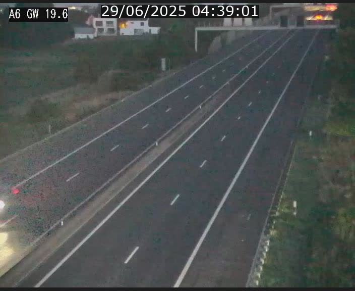 <h2>Traffic live webcam Luxembourg - Steinfort - A6 - BK 19.6 - direction Belgique</h2>