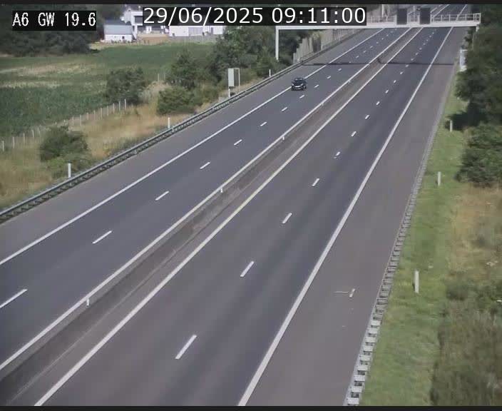 <h2>Traffic live webcam Luxembourg - Steinfort - A6 - BK 19.6 - direction Belgique</h2>