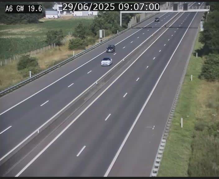 <h2>Traffic live webcam Luxembourg - Steinfort - A6 - BK 19.6 - direction Belgique</h2>