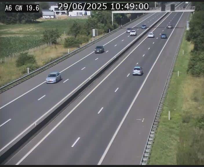 <h2>Traffic live webcam Luxembourg - Steinfort - A6 - BK 19.6 - direction Belgique</h2>
